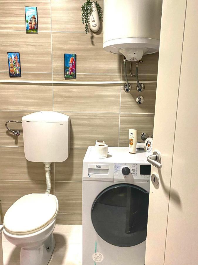 Apartman Diana Sremska Mitrovica Zewnętrze zdjęcie